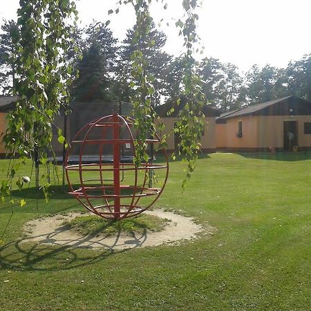 Sportcentrum Dvorak Villa Hluboká nad Vltavou Eksteriør bilde