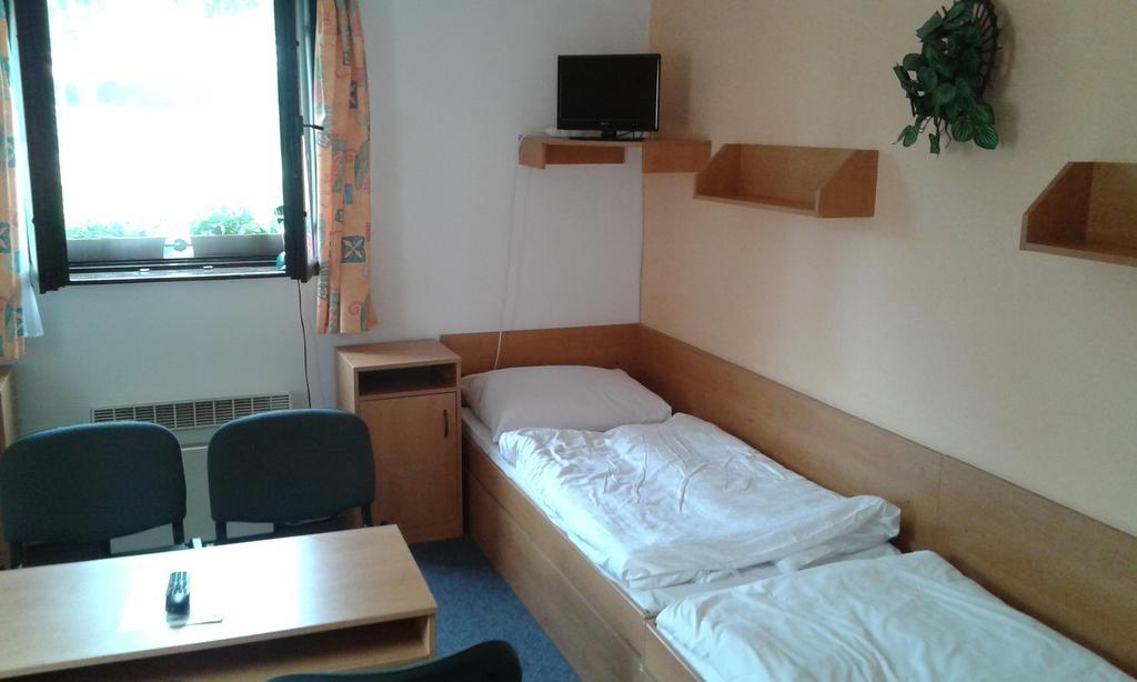 Sportcentrum Dvorak Villa Hluboká nad Vltavou Rom bilde